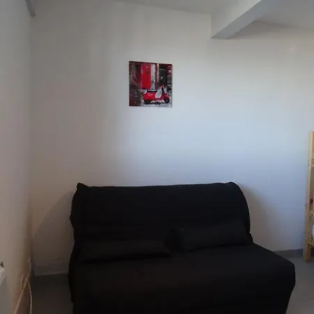 Cosy 4 Pers, Aux Pieds, Casier A Skis, Parkings Gratuits, Equipement Complet Inclus. - Fr-1-602-4 *